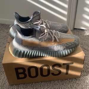 Yeezy boost 350 V2